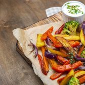 plateau avec légumes grillés